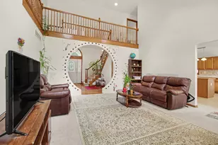 23853 Joey Dr, Brownstown, MI 48134 - Photo 9