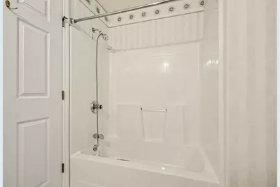 3027 Poplar Creek Drive SE #301, Kentwood, MI 49512 - Photo 17