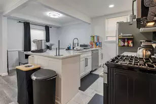10852 Balfour Rd, Detroit, MI 48224 - Photo 9