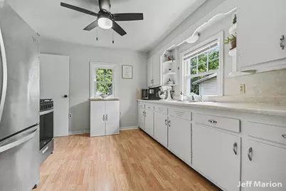 2540 Day Avenue NW, Grand Rapids, MI 49544 - Photo 5