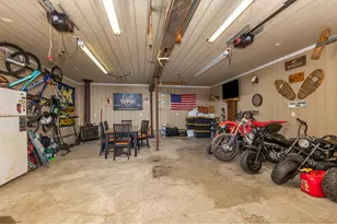 9915 Perry St, Zeeland, MI 49464 - Photo 25