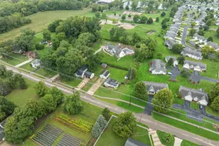 9915 Perry St, Zeeland, MI 49464 - Photo 35