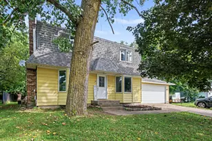 1975 32nd St SE, Grand Rapids, MI 49508 - Photo 1