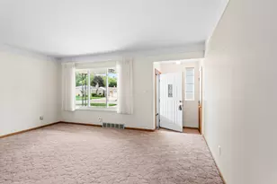 8921 Ardel Dr, Sterling Heights, MI 48314 - Photo 3