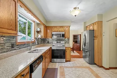 141 Rosewood Trail, Battle Creek, MI 49014 - Photo 11