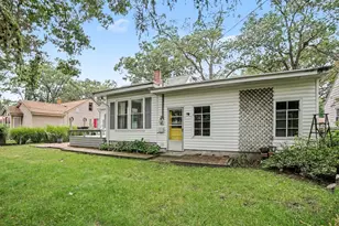 3554 McCracken St, Norton Shores, MI 49441 - Photo 25