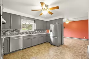 02891 71 1/2 St, South Haven, MI 49090 - Photo 3