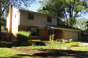 674 Canterbury Dr, Saline, MI 48176 - Photo 1