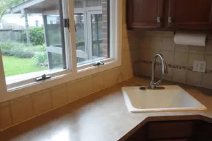 674 Canterbury Dr, Saline, MI 48176 - Photo 11