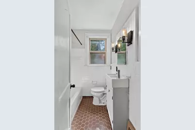 2022 Hampton Road, Grosse Pointe, MI 48236 - Photo 29