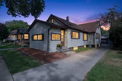 2022 Hampton Road, Grosse Pointe, MI 48236 - Photo 1