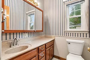 2511 Glenwood Dr, Kalamazoo, MI 49008 - Photo 17