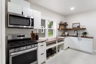 1114 Hall Street SE, Grand Rapids, MI 49507 - Photo 17
