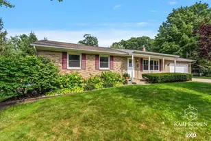 2761 Danube Ln NE, Grand Rapids, MI 49525 - Photo 1