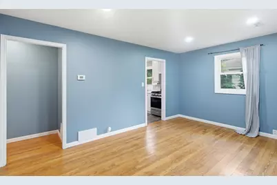 606 Lake Boulevard, Paw Paw, MI 49079 - Photo 11