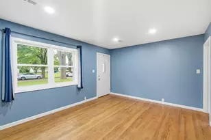 606 Lake Blvd, Paw Paw, MI 49079 - Photo 9