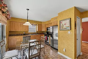 43666 Deborah Dr, Sterling Heights, MI 48313 - Photo 5