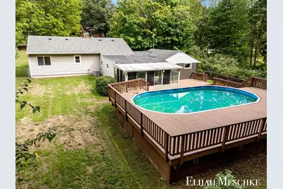 13749 Lakeshore Avenue, Grand Haven, MI 49417 - Photo 39