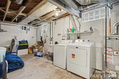 147 E 16th Street, Holland, MI 49423 - Photo 15