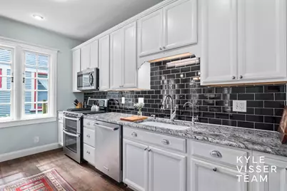 228 Madison Avenue SE, Grand Rapids, MI 49503 - Photo 31