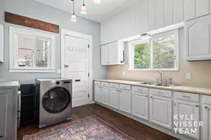 228 Madison Ave SE, Grand Rapids, MI 49503 - Photo 37