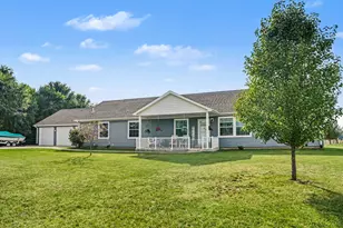 110 Jeremy St, Constantine, MI 49042 - Photo 1
