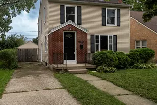 1108 Lake Michigan Dr NW, Grand Rapids, MI 49504 - Photo 1
