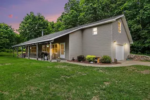 21641 Pine Lake Rd, Battle Creek, MI 49014 - Photo 7