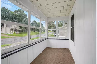 330 N Gorham Street, Jackson, MI 49202 - Photo 3