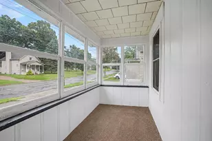 330 N Gorham St, Jackson, MI 49202 - Photo 3