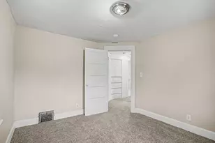 330 N Gorham St, Jackson, MI 49202 - Photo 17