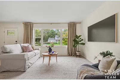 1865 Ridgemoor Drive SE, Grand Rapids, MI 49506 - Photo 3