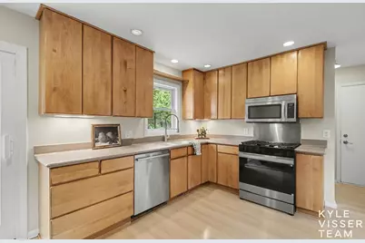 1865 Ridgemoor Drive SE, Grand Rapids, MI 49506 - Photo 5
