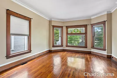 219 Carroll Avenue SE, Grand Rapids, MI 49506 - Photo 7