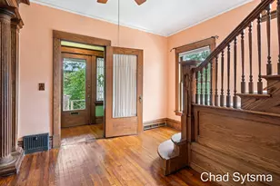 219 Carroll Ave SE, Grand Rapids, MI 49506 - Photo 5