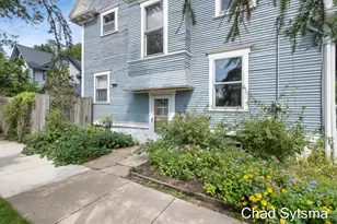 219 Carroll Ave SE, Grand Rapids, MI 49506 - Photo 45