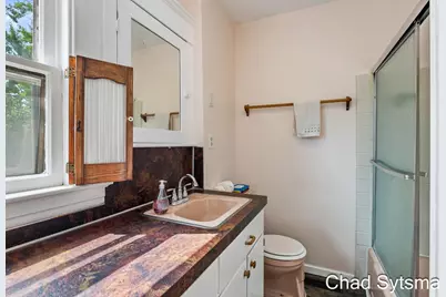 219 Carroll Avenue SE, Grand Rapids, MI 49506 - Photo 25