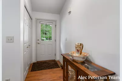 1544 Beechtree Commons, Grand Haven, MI 49417 - Photo 5