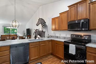 1544 Beechtree Commons, Grand Haven, MI 49417 - Photo 7