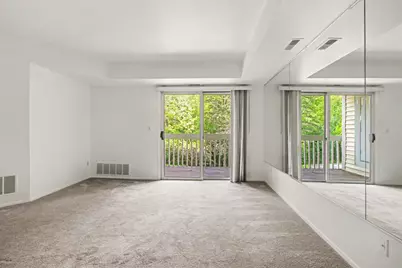 2241 S Huron Parkway #1, Ann Arbor, MI 48104 - Photo 9