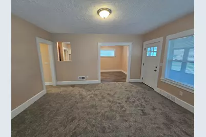 110 N Higby Street, Jackson, MI 49202 - Photo 11