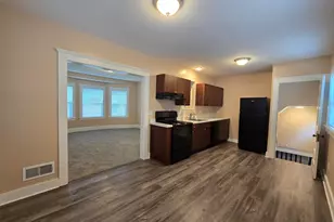 110 N Higby St, Jackson, MI 49202 - Photo 15