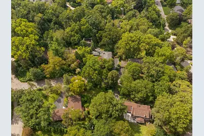 1030 Spruce Drive, Ann Arbor, MI 48104 - Photo 11