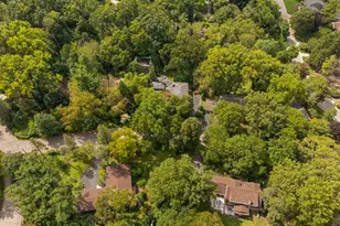 1030 Spruce Dr, Ann Arbor, MI 48104 - Photo 11