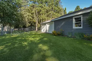 8182 S Youngman Rd, Greenville, MI 48838 - Photo 23