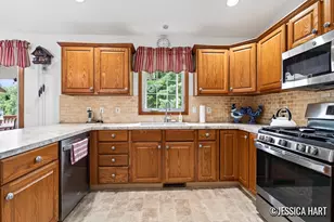 1675 Bramblewood Dr, Dorr, MI 49323 - Photo 11
