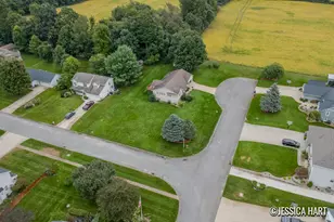 1675 Bramblewood Dr, Dorr, MI 49323 - Photo 35