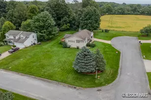 1675 Bramblewood Dr, Dorr, MI 49323 - Photo 3