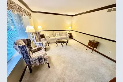 18975 Bainbridge Avenue, Livonia, MI 48152 - Photo 7