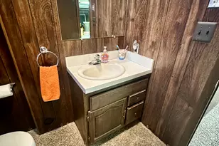 18975 Bainbridge Ave, Livonia, MI 48152 - Photo 37
